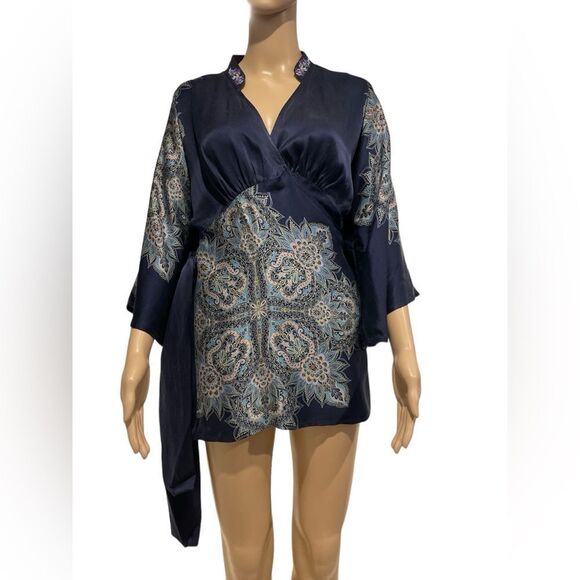 Robert Graham Red Gabriela Kimono Top size S - Picture 3 of 5
